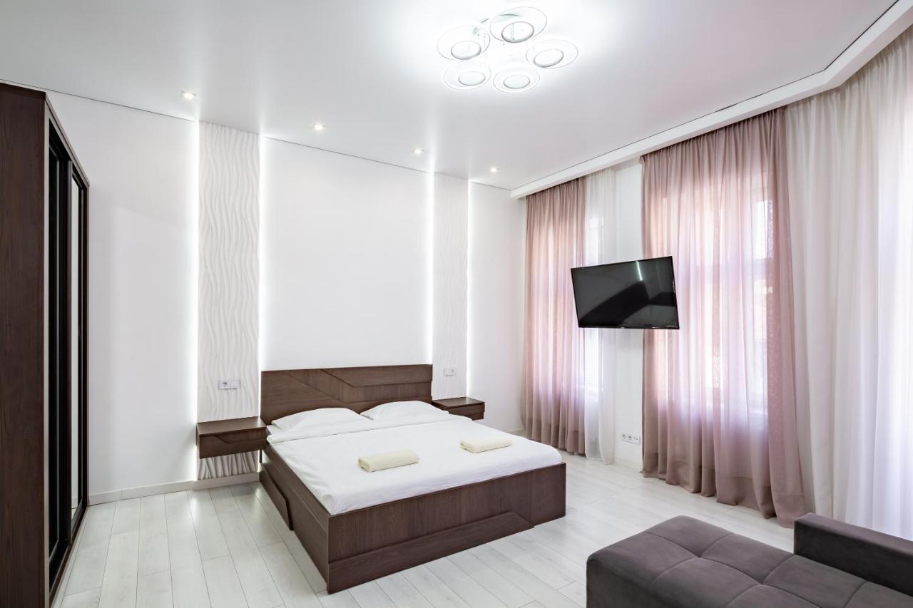 Romari Апартаменти Куліша 41 Leópolis Exterior foto
